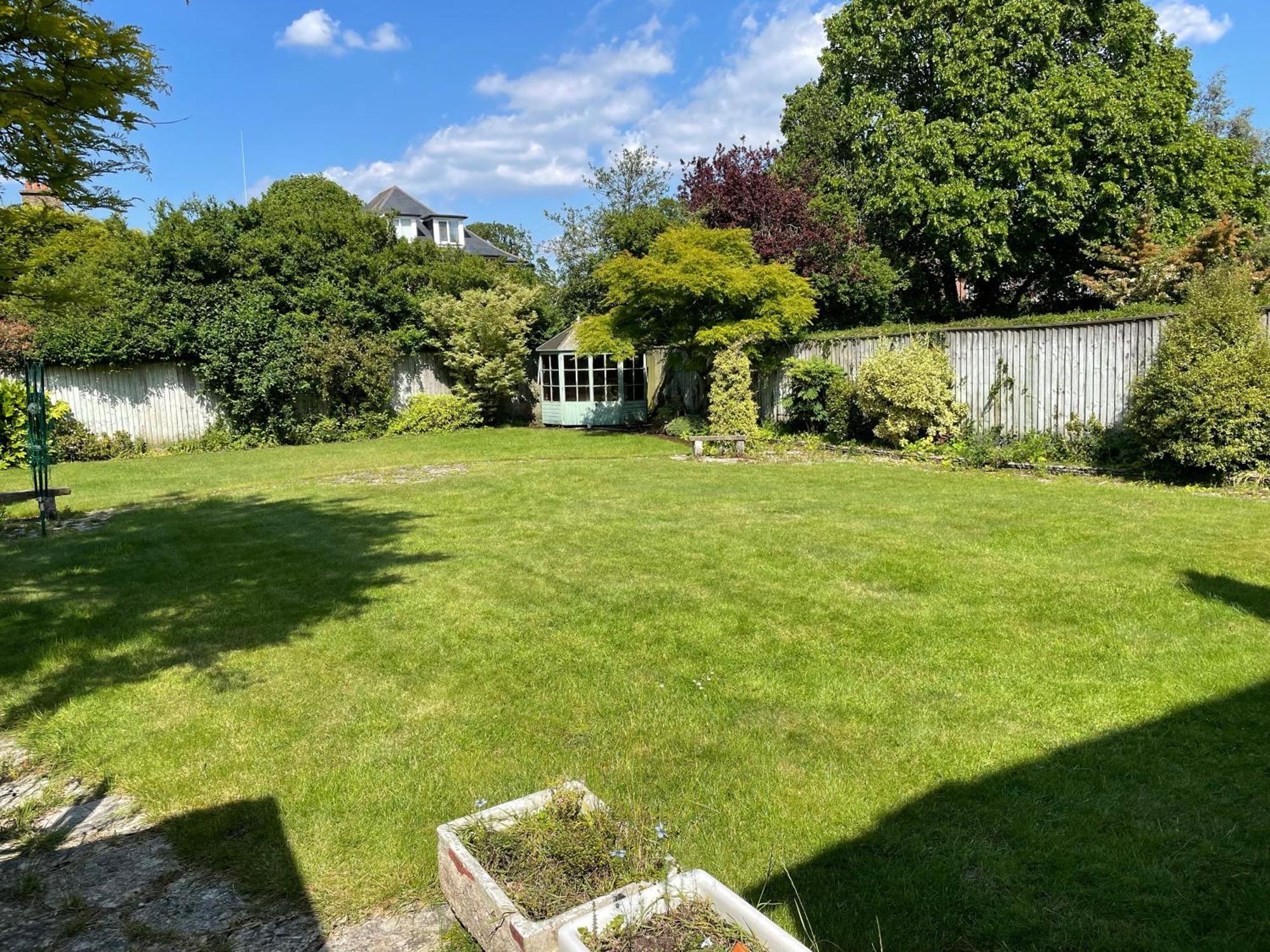 Charming Bournemouth House With Beautiful Spacious Gardens, 5 Min Drive To Beaches, Free Parking For 2-3 Cars Exteriér fotografie
