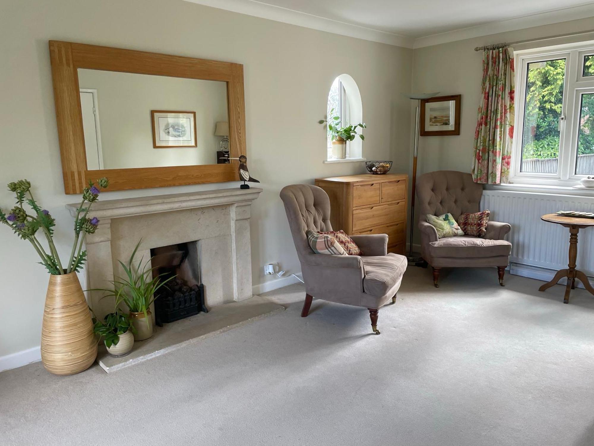 Charming Bournemouth House With Beautiful Spacious Gardens, 5 Min Drive To Beaches, Free Parking For 2-3 Cars Exteriér fotografie